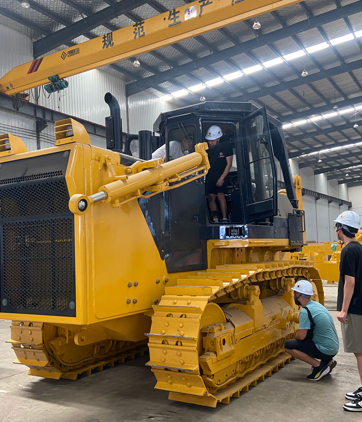  SD32 bulldozer advantages