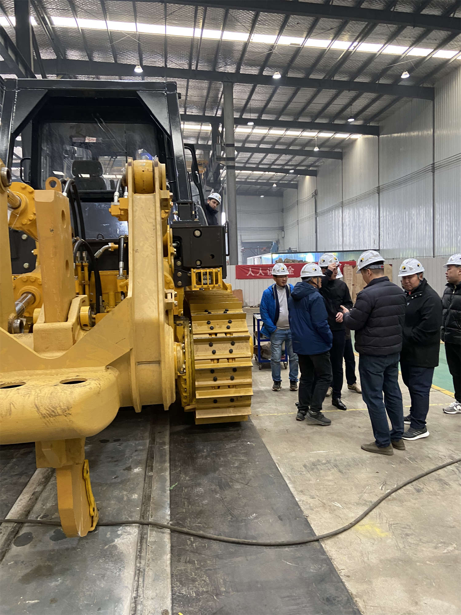 SD22 bulldozer engine details