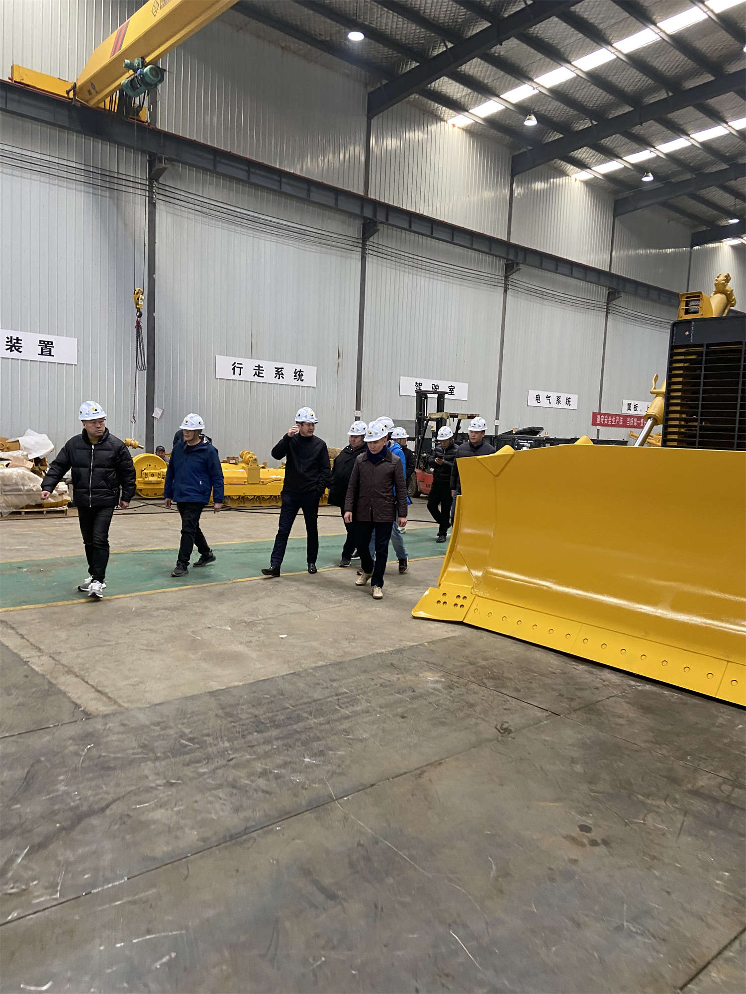 SD22 Standard Edition Bulldozer with ripper