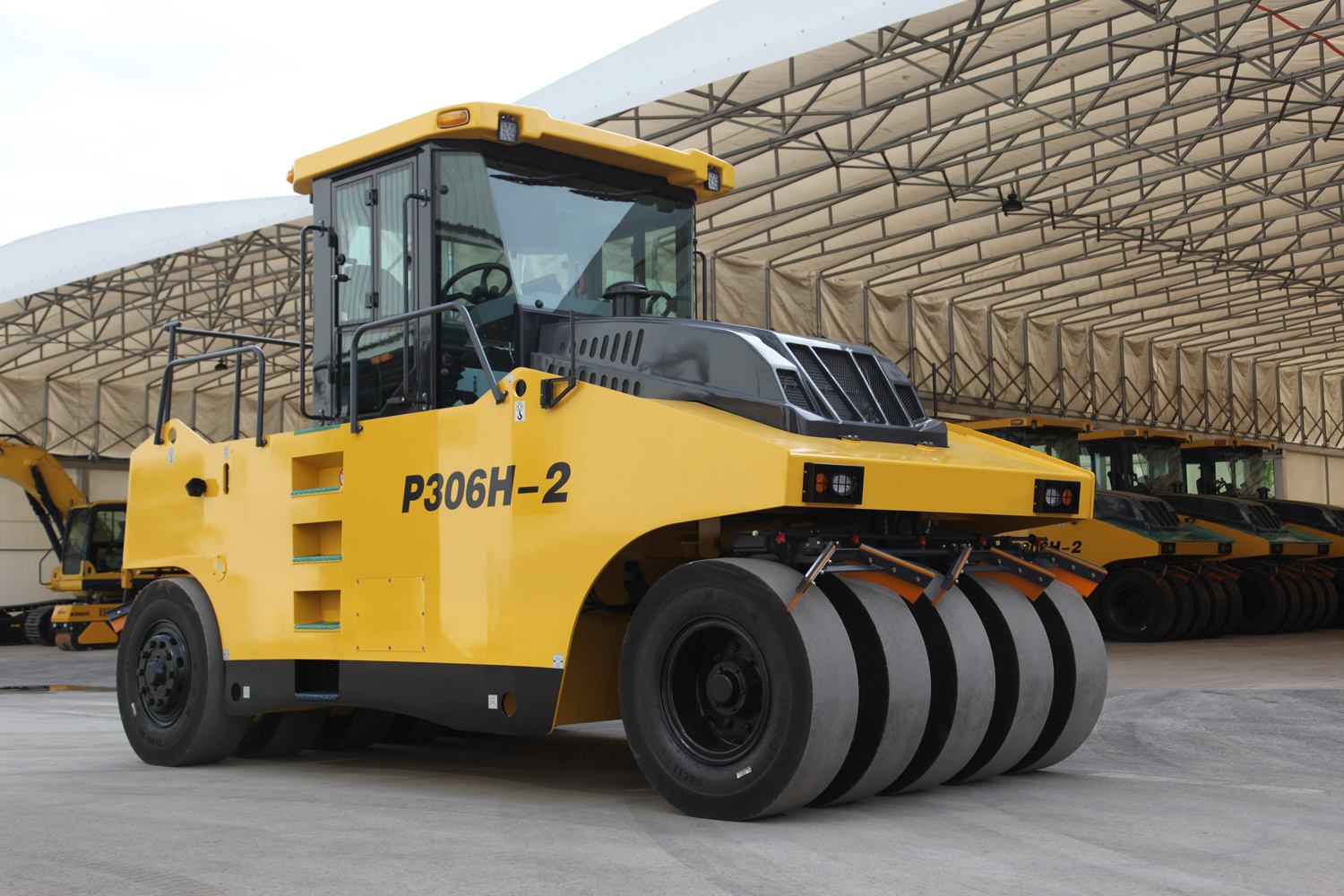 P306H-2 Tyred rollers