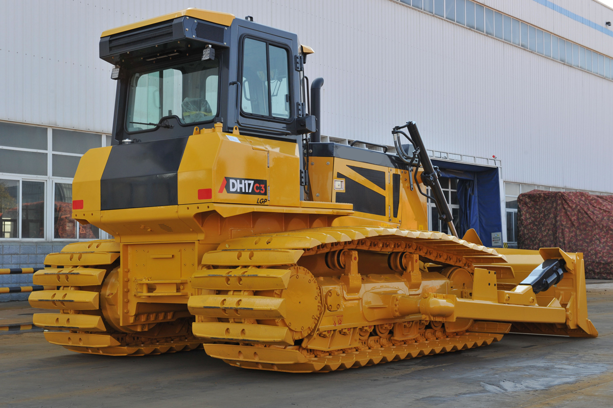 Hydraulic system of DH17-G bulldozer produced by a China construction machinery factory