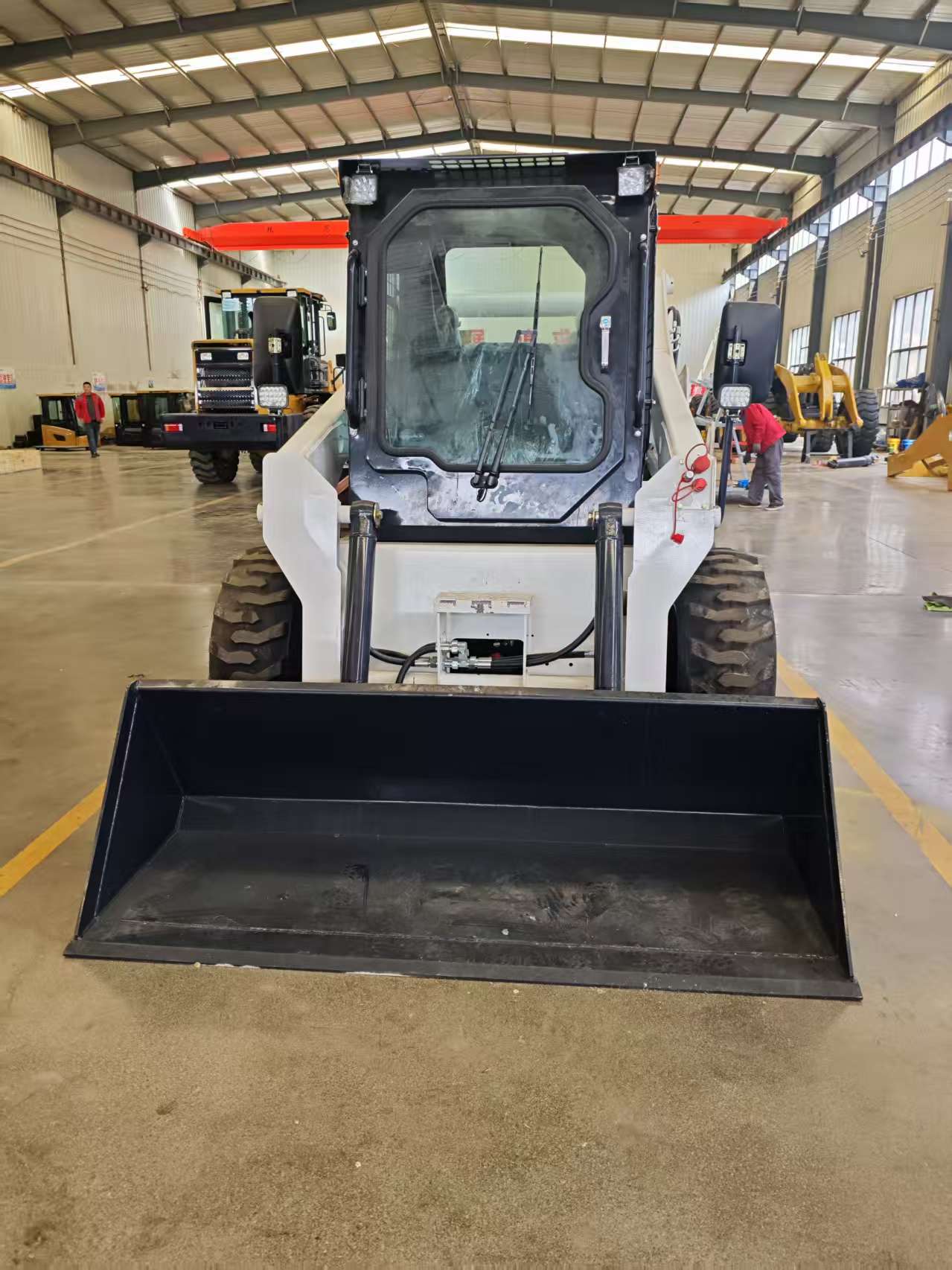 heavy-duty compact loader