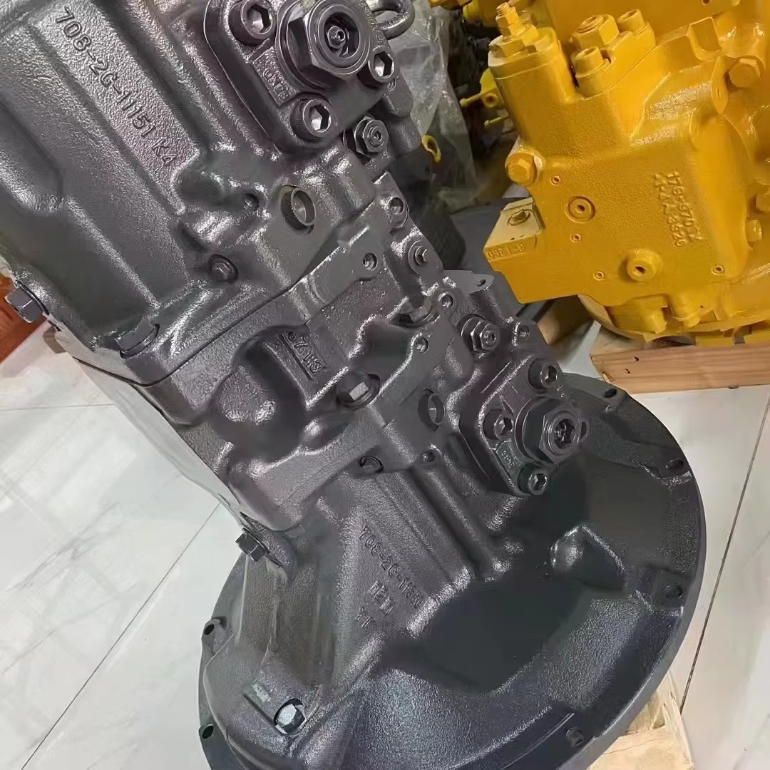 PC360-7 piston pump