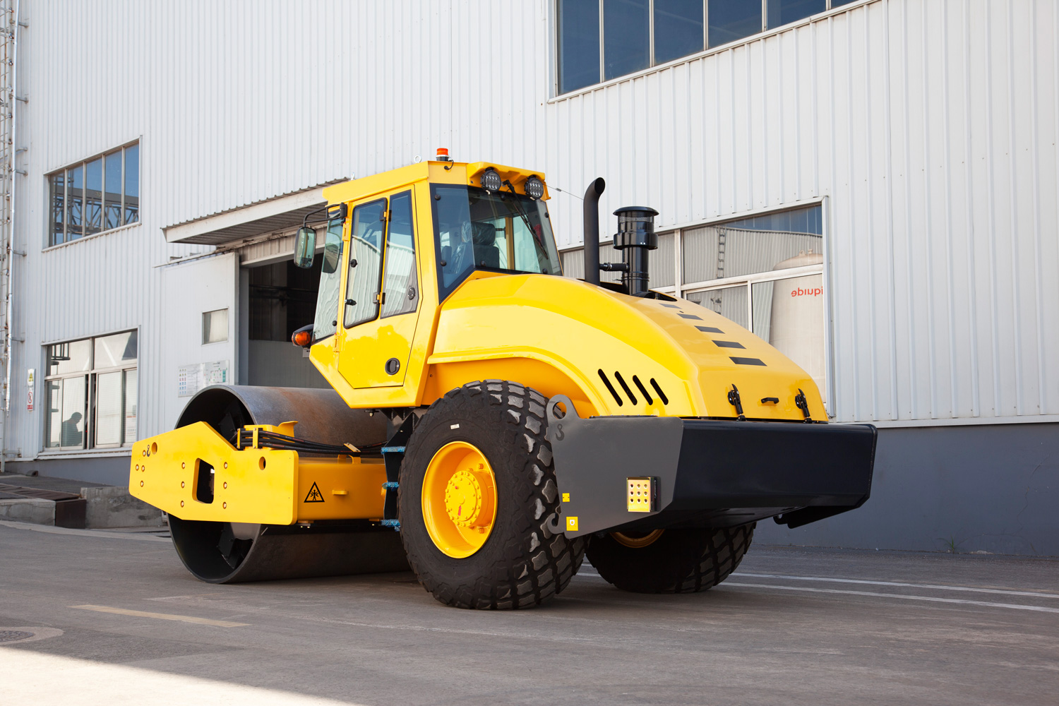 S126D Single-drum vibratory roller